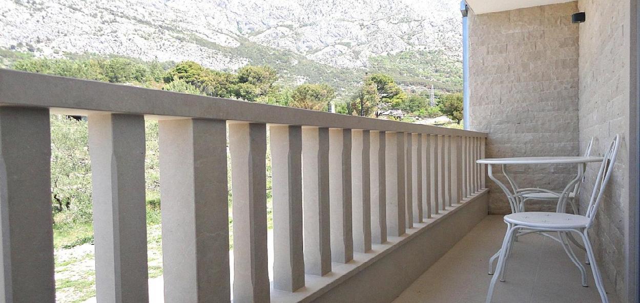 Stone House Bonaca Apartment Baska Voda Room photo